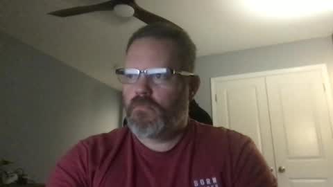 Snapshot of shughes740 chatting on October 24, 2025, 11:12 pm shughes740 online show from October 24, 2025, 11:12 pm