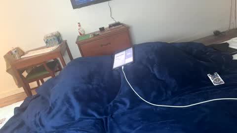 shurthingxx online show from January 28, 2025, 9:19 am