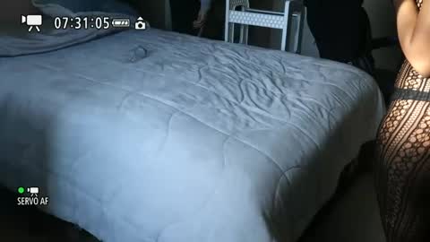 shvrkbxy online show from February 18, 2025, 2:27 pm