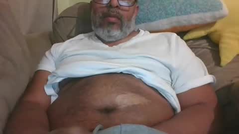 Snapshot of shy333 chatting on April 1, 2026, 6:25 am SHY333 online show from April 1, 2026, 6:25 am