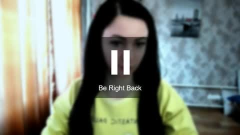 shy_cat_candy online show from April 14, 2026, 11:38 am