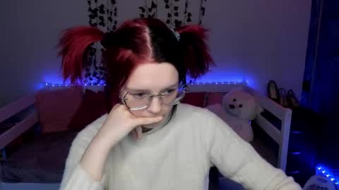 shy_elina01 online show from November 13, 2025, 9:08 am