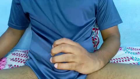 Snapshot of shy_eyes_ chatting on February 17, 2025, 2:15 pm shyeyes online show from February 17, 2025, 2:15 pm