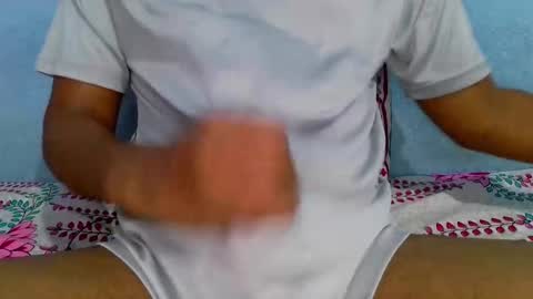 Snapshot of shy_eyes_ chatting on February 23, 2025, 7:00 am shyeyes online show from February 23, 2025, 7:00 am