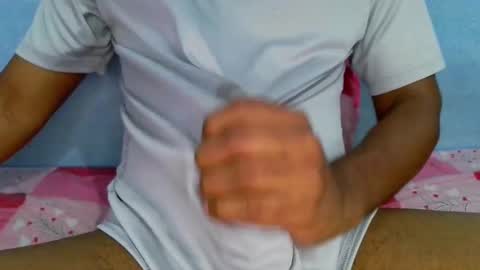 Snapshot of shy_eyes_ chatting on February 28, 2025, 3:04 am shyeyes online show from February 28, 2025, 3:04 am