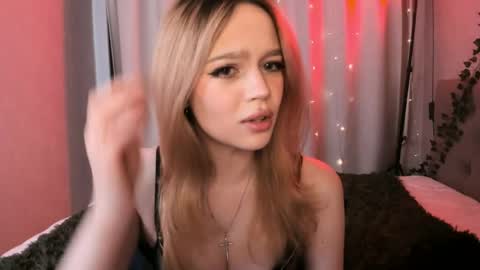 Snapshot of shy_meowmegan chatting on March 26, 2026, 8:58 pm Megan 3 online show from March 26, 2026, 8:58 pm