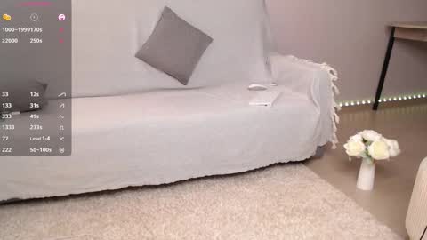 Milena online show from September 9, 2025, 5:29 am