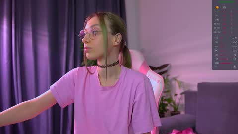  HI i am Marcy online show from November 4, 2025, 7:46 pm