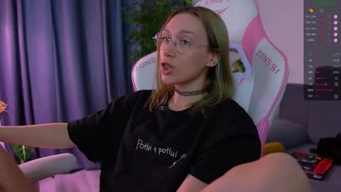  HI i am Marcy online show from December 3, 2025, 8:12 am