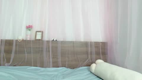 Snapshot of shy_pink_doll chatting on July 12, 2026, 3:14 pm shy_pink_doll online show from July 12, 2026, 3:14 pm