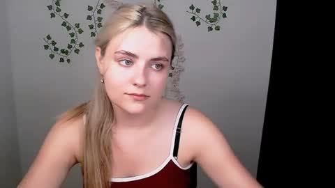 Snapshot of shy_sabrina_ chatting on June 30, 2026, 12:39 pm shy_sabrina_ online show from June 30, 2026, 12:39 pm