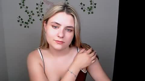 Snapshot of shy_sabrina_ chatting on July 13, 2026, 12:08 pm shy_sabrina_ online show from July 13, 2026, 12:08 pm