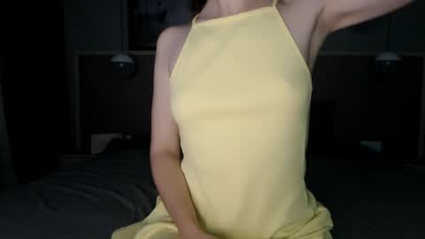 shy_schoolgirl_ online show from September 14, 2025, 9:03 pm