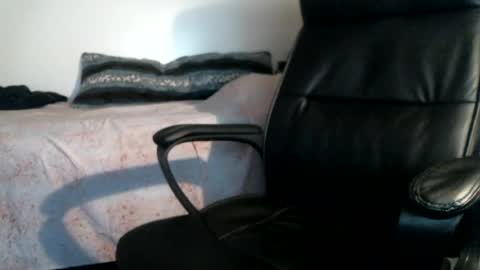 shyboyhugecum2020 online show from July 21, 2026, 1:30 am