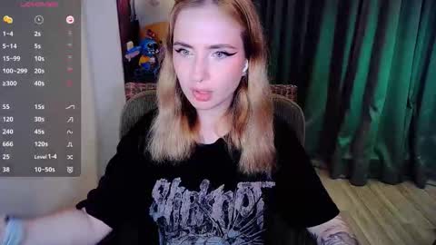 Effie online show from December 22, 2025, 1:52 pm