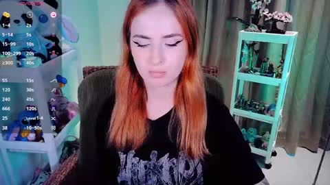 Snapshot of shyfoxxxy chatting on May 1, 2026, 8:30 am Effie online show from May 1, 2026, 8:30 am