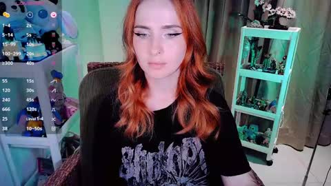 Snapshot of shyfoxxxy chatting on May 11, 2026, 2:45 pm Effie online show from May 11, 2026, 2:45 pm