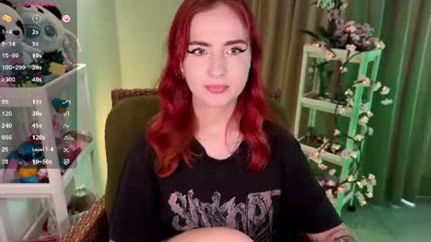 Snapshot of shyfoxxxy chatting on June 20, 2026, 6:49 am Effie online show from June 20, 2026, 6:49 am