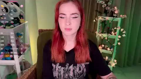 Snapshot of shyfoxxxy chatting on July 10, 2026, 11:02 am Effie online show from July 10, 2026, 11:02 am