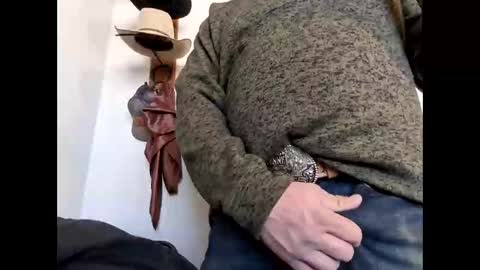 shyguycurious5 online show from February 18, 2026, 4:47 pm