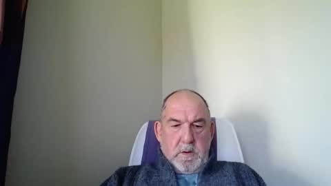 shyguytm online show from April 1, 2026, 8:50 pm