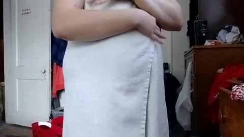 shylee538825 online show from October 13, 2025, 3:56 pm