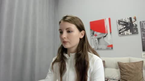 Snapshot of shyly_lisa chatting on May 30, 2026, 1:46 am shyly_lisa online show from May 30, 2026, 1:46 am