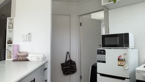 Sasha online show from September 17, 2025, 2:46 am