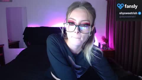 Snapshot of shysweetrish chatting on December 10, 2024, 3:20 am shysweetrish online show from December 10, 2024, 3:20 am