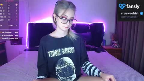 Snapshot of shysweetrish chatting on February 5, 2025, 2:51 am shysweetrish online show from February 5, 2025, 2:51 am