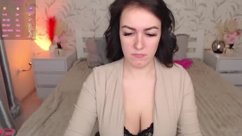 Snapshot of shyyswallow chatting on March 8, 2026, 9:18 pm Mila online show from March 8, 2026, 9:18 pm