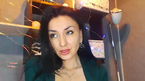 Siaconna online show from December 22, 2024, 7:44 am