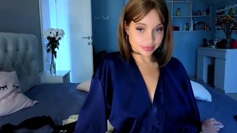 sialone online show from October 27, 2025, 5:22 am