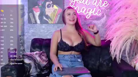 Snapshot of siamarlin chatting on June 23, 2026, 9:13 pm siamarlin online show from June 23, 2026, 9:13 pm