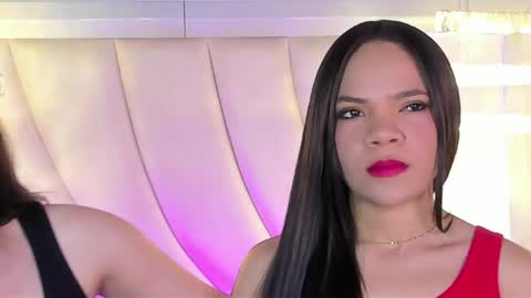 Siara and Zoe tattoo online show from April 15, 2026, 10:10 pm