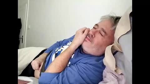 Snapshot of sibemolx chatting on November 16, 2025, 12:16 am sibemolx online show from November 16, 2025, 12:16 am