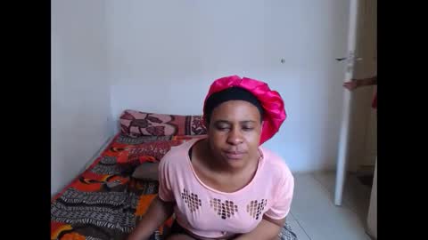 Snapshot of sieannabrown chatting on March 17, 2026, 12:08 pm sieannabrown online show from March 17, 2026, 12:08 pm