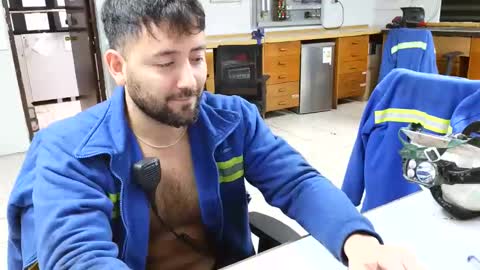 Snapshot of siegfriedll chatting on November 8, 2025, 1:39 am gily y pablo online show from November 8, 2025, 1:39 am