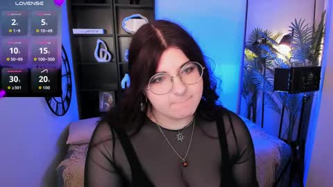 Snapshot of siena_aa chatting on June 9, 2026, 9:48 pm Siena online show from June 9, 2026, 9:48 pm