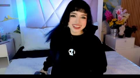 Snapshot of sienna_desiree chatting on April 18, 2026, 2:04 am Sienna Desieree online show from April 18, 2026, 2:04 am
