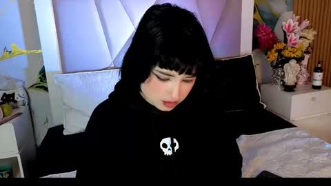 Snapshot of sienna_desiree chatting on April 19, 2026, 2:22 am Sienna Desieree online show from April 19, 2026, 2:22 am