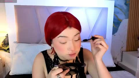 Snapshot of sienna_desiree chatting on May 29, 2026, 1:20 pm Sienna Desieree online show from May 29, 2026, 1:20 pm