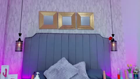 Camila Vargas online show from January 24, 2025, 3:02 pm