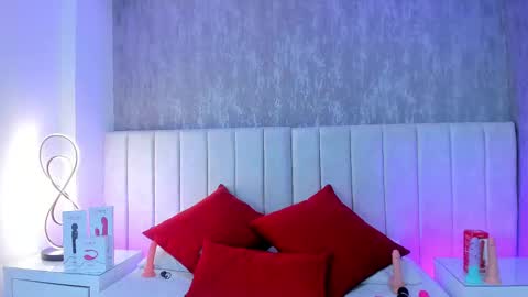 Camila Vargas online show from February 11, 2025, 12:05 pm