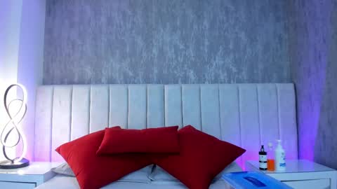 Camila Vargas online show from February 20, 2025, 12:04 pm