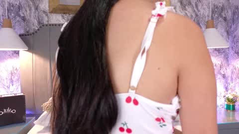 Camila Vargas online show from October 6, 2025, 12:13 pm