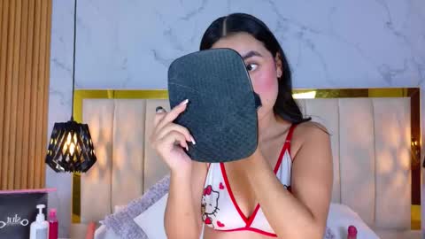 Camila Vargas online show from October 11, 2025, 12:26 pm