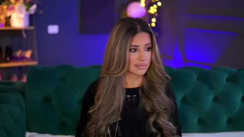 Sienna online show from February 6, 2026, 12:30 pm