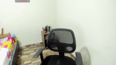 Sienna online show from October 9, 2025, 7:12 pm