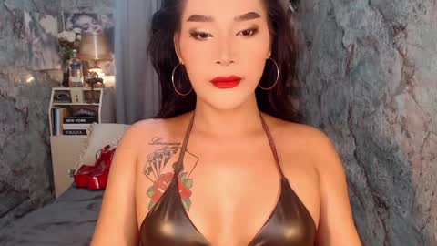 Snapshot of sierrafina_mcbride chatting on May 19, 2026, 4:13 pm Sierrafina online show from May 19, 2026, 4:13 pm